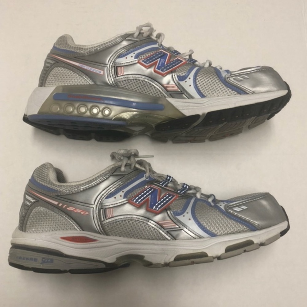 New Balance WR850ST Women’s Sneakers - Size 11 D